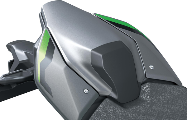 Kawasaki Z900 takapenkin suoja Metallic Matte Graphene Steel Gray