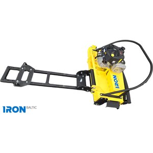Iron Baltic mönkijän niittyleikkuri eteen