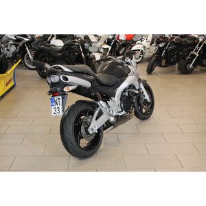 Suzuki GSR600
