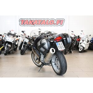 BMW F800ST