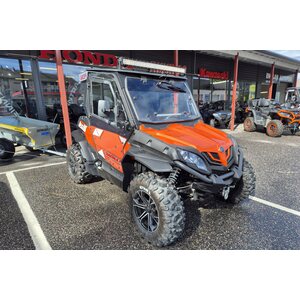 CFMOTO ZFORCE 550 hytillä