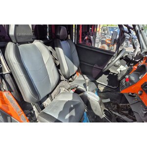CFMOTO ZFORCE 550 hytillä