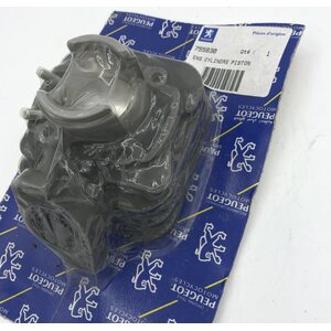 Peugeot Sylinteri + mäntäsarja pysty ilmajäähdytteinen