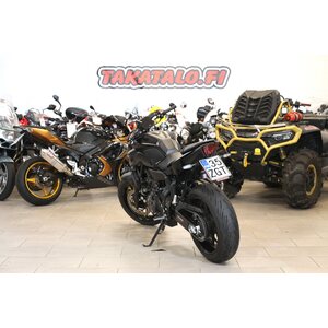 Yamaha MT-07
