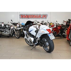 Suzuki GSX1300R Hayabusa