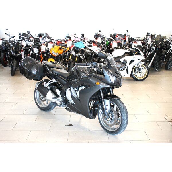 Yamaha FZ1-S